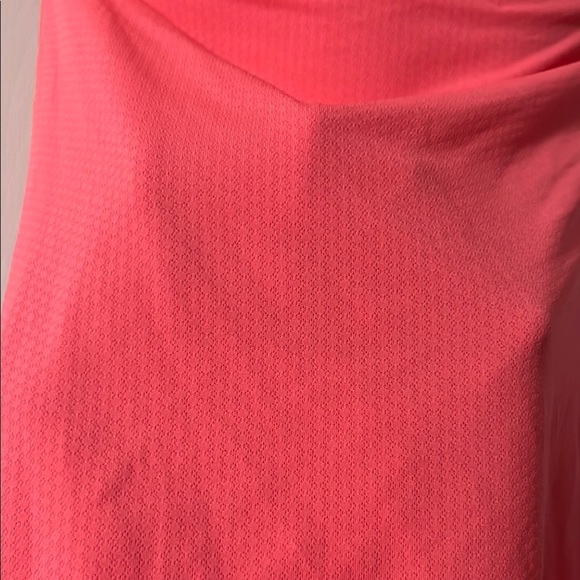 Lululemon Women's Coral Top - Picture 4 of 7